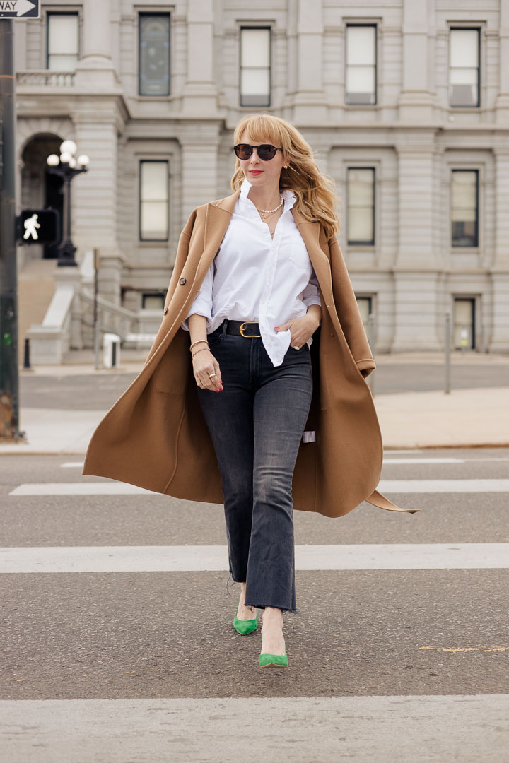 What jeans are in style 2022? wearing MOTHER Hustler jeans with a white Frank and Eileen button down and green L'agence Eloise pumps.