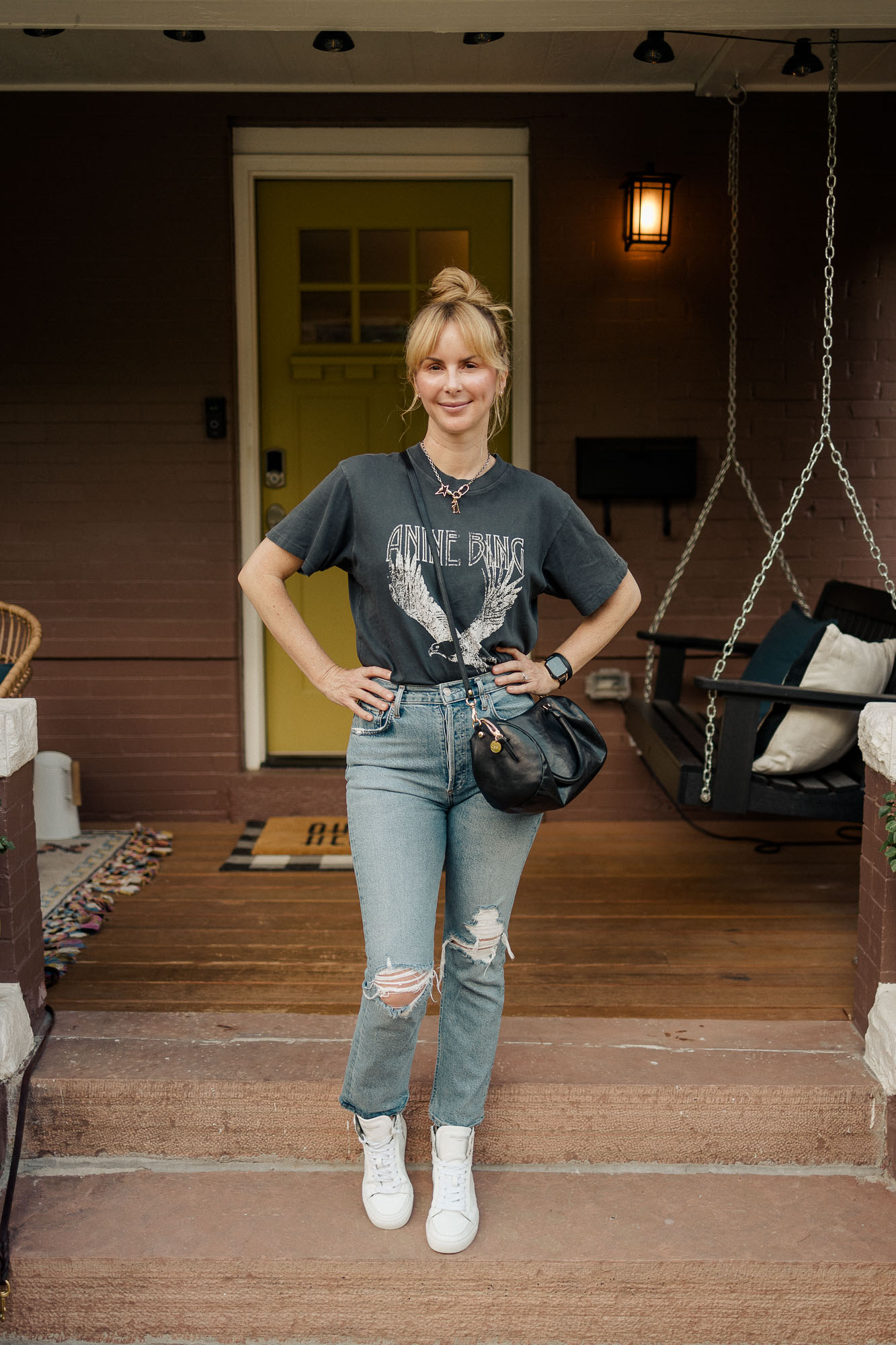 Nemlig Blive ved inflation 9 Ways to Style A Graphic Tee (& Anine Bing is My Favorite)